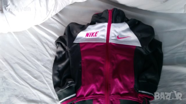 Детски анцунг Nike, снимка 1 - Детски анцузи и суичери - 43894772