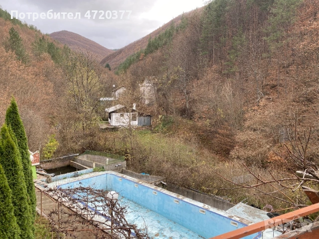 Къща на четири нива с изграден басейн област София, снимка 11 - Къщи - 53237988