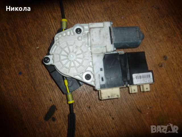 Преден десен стъклоповдигач с моторче за Пежо 807, снимка 3 - Части - 37371611