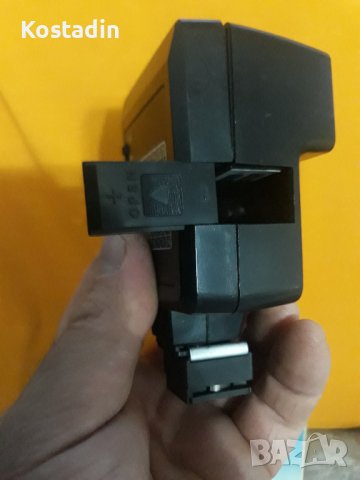 Светкавица за фотоапарат, снимка 3 - Светкавици, студийно осветление - 38580175