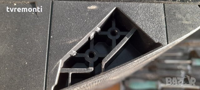 Стойкa за телевизор SAMSUNG UE32M4002, снимка 6 - Стойки, 3D очила, аксесоари - 32996811