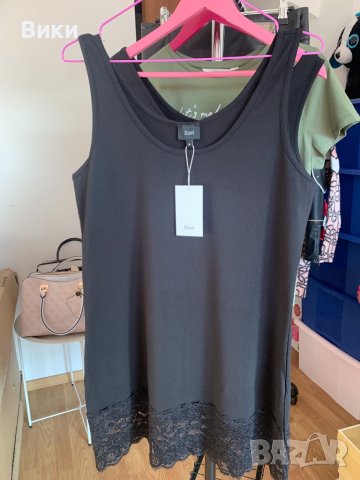 Черна рокля, снимка 5 - Рокли - 39673586