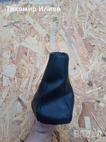 Маншон за скоростен лост на Мерцедес 124, снимка 3 - Аксесоари и консумативи - 49756280