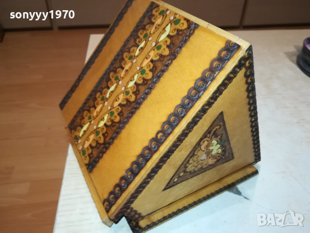 ЦИГАРЕТНИК ОТ СОЦА-ДЪРВЕНА КУТИЯ 2410251746, снимка 2 - Антикварни и старинни предмети - 52169935