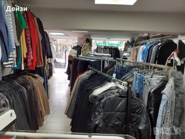 Стока и оборудване за магазин дрехи втора употреба, снимка 5 - Оборудване за магазин - 52666175