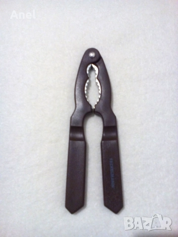 Коледна звезда, коледни, ръкавици, дезодоранти, магнит, фенерче, катинарче, орехотрошачка и други, снимка 12 - Коледни подаръци - 52409593