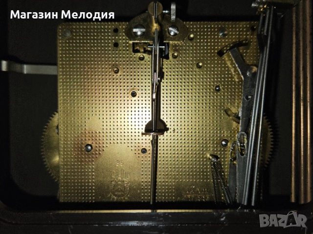 Немски стенен часовник J.schrenk с махало и тежести. Не работи, продава се за декорация или някой да, снимка 9 - Стенни часовници - 50575677