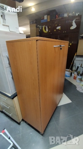 Двукрил гардероб - офис шкаф със заключване 100/42/135см., снимка 9 - Гардероби - 53201719