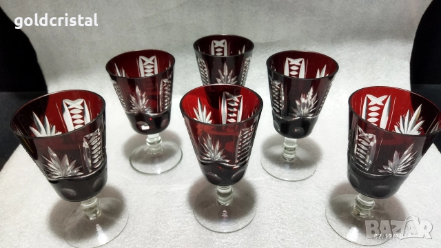 кристални чаши цветен червен кристал , снимка 2 - Антикварни и старинни предмети - 51933282