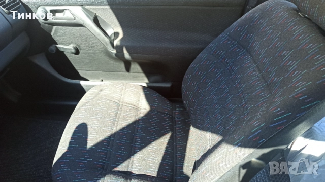 Фолксваген Голф 3, 1.8 бензин, снимка 7 - Автомобили и джипове - 51938391