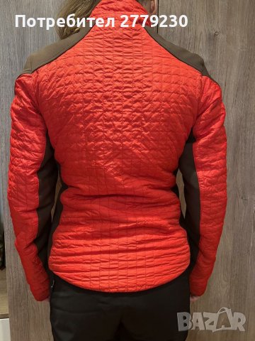 Дамско яке на NIKE ACG р-р S с подплата, Перфектно! , снимка 4 - Якета - 39477321