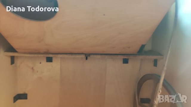 Продавам руска шевна машина шкаф, снимка 10 - Други стоки за дома - 37841906