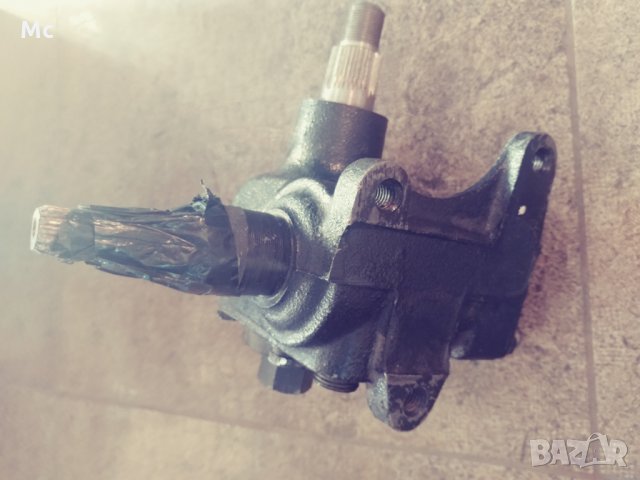 Кормилна кутия УАЗ 469, снимка 2 - Части - 26309276