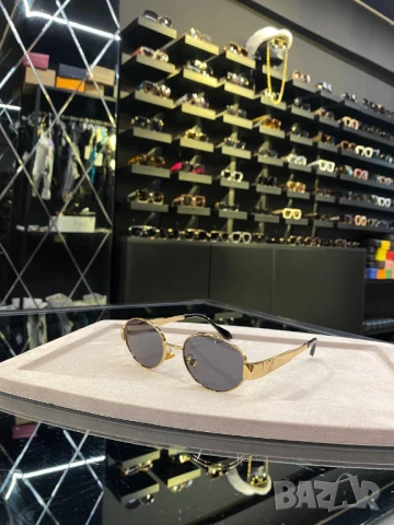 очила с черен обикновен калъф и ув защита celine, снимка 7 - Слънчеви и диоптрични очила - 51420668