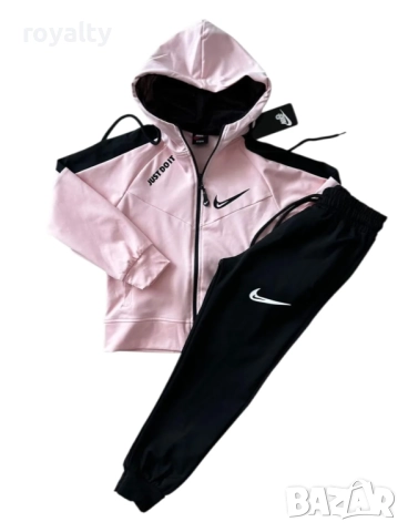 Спортен екип за момиче Nike