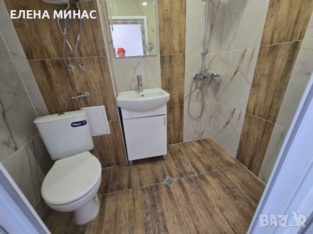 Чудесен Тристаен Апартамент - кв. Тракия на Централен Булевард, снимка 5 - Апартаменти - 52072546