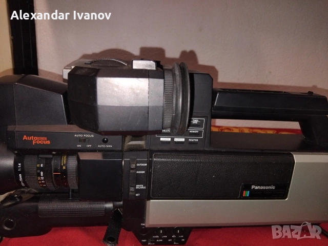 Продавам видео камера Panasonic в комплект с видео