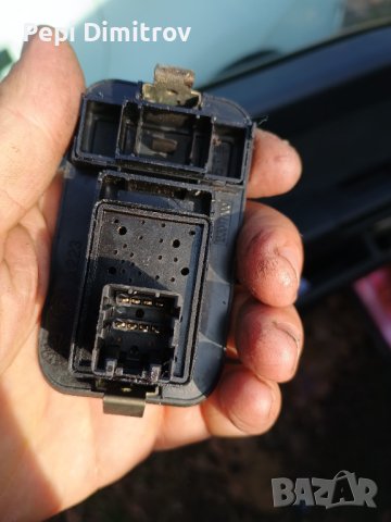 Бутон огледала 153047000 за алфа 145 , снимка 2 - Части - 43489438