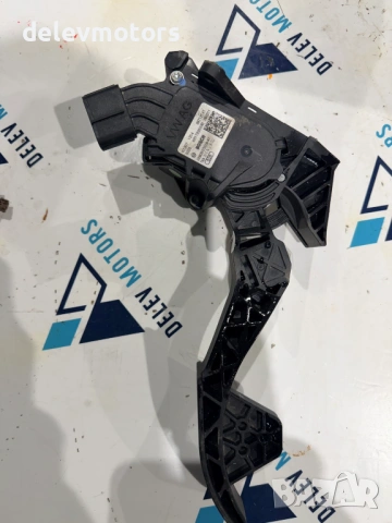 6R1723503B педал за газ от Ford Focus 1.0T EcoBoost, двигател M1DD, 6 ск., 125 кс., 2019 г., 141 000, снимка 3 - Части - 53481116