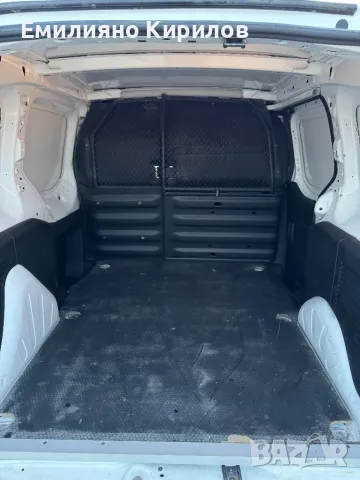Peugeot Partner 1.6* 2016* EURO 6* НАВИГАЦИЯ * 132 300, снимка 12 - Автомобили и джипове - 50064476