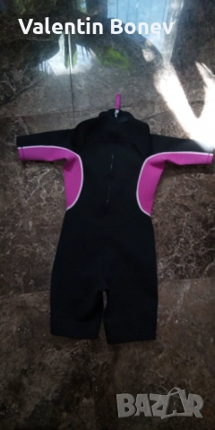 Детски неопренов костюм.