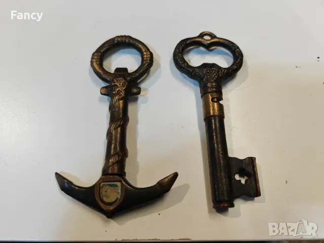 Два броя тирбушони