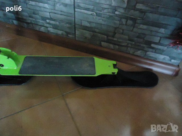 зимна тротинетка ,шейна, снимка 3 - Скутери и тротинетки - 43348761