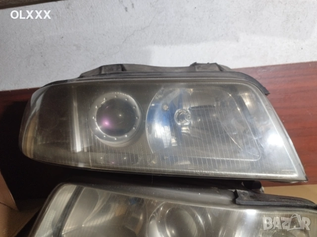 Фар Ляв и Десен за Audi A4 Valeo