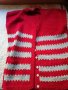 Дамски плетен елек червен, снимка 3