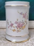 Порцеланов съд Limoge, изработен от фин порцелан ,декориран с цветя и златни акценти., снимка 1