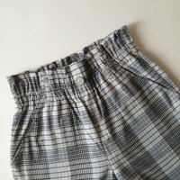 Детски кариран панталон RESERVED - размер 152 см., снимка 2 - Детски панталони и дънки - 43355160