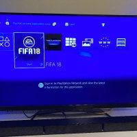 PS4 500 gb с два джойстика и фифа 2018, снимка 8 - PlayStation конзоли - 44015843