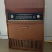 Ретро радио/грамофон Респром., снимка 1 - Антикварни и старинни предмети - 26582751