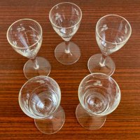 Кристални гравирани чаши на столче - 50 мл; 150 мл, снимка 4 - Чаши - 37487550