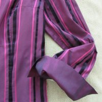  Дамска лилава блуза райе от тафта, размер 50, снимка 4 - Блузи с дълъг ръкав и пуловери - 27970774