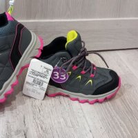 Нови зимни обувки н.33 за момиче, снимка 1 - Детски боти и ботуши - 39388541