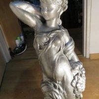 Голяма солидна  и красива статуя на жена 54 см, еротика - поход красота и сексапил - 18+, снимка 1 - Декорация за дома - 26995199