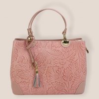 Дамска чанта от естествена кожа с ефектна щампа в розово, снимка 1 - Чанти - 34676979