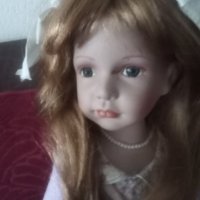 Порцеланова Руска колекционерска кукла , снимка 2 - Кукли - 44000415