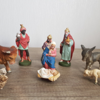 Стари фигури от сцена на Рождество Христово, снимка 1 - Колекции - 44911230