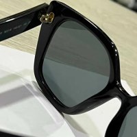 Продавам Дамски Слънчеви Очила Prada, снимка 6 - Слънчеви и диоптрични очила - 40842036