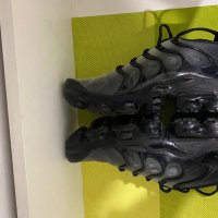 Обувки Nike Vapormax plus , снимка 3 - Маратонки - 43352352