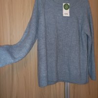 Нов мек пуловер , снимка 2 - Блузи с дълъг ръкав и пуловери - 43792303