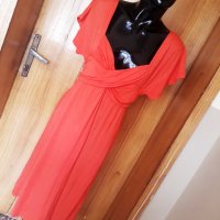 Оранжева рокля под коляното с отворено деколте 2ХЛ, снимка 1 - Рокли - 32985140