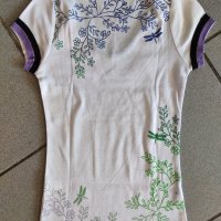 Блуза с нежни цветя и дискретни камъчета, снимка 4 - Тениски - 28446653