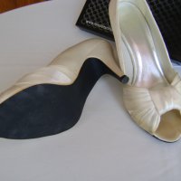 Дамски обувки, снимка 3 - Дамски обувки на ток - 40436908