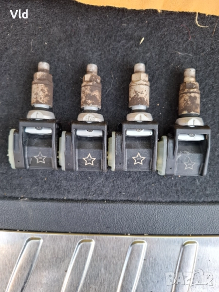 Продавам датчици за гуми 433 MHz, свалени от BMW X3 G01, снимка 1