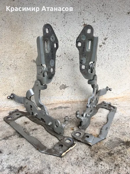 Панта преден капак лява и дясна за Мерцедес ц-класа w204. A2048800728. A2048800828, снимка 1