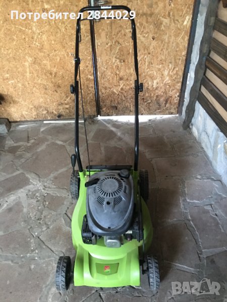 продавам бензинова косачка за трева central park, снимка 1