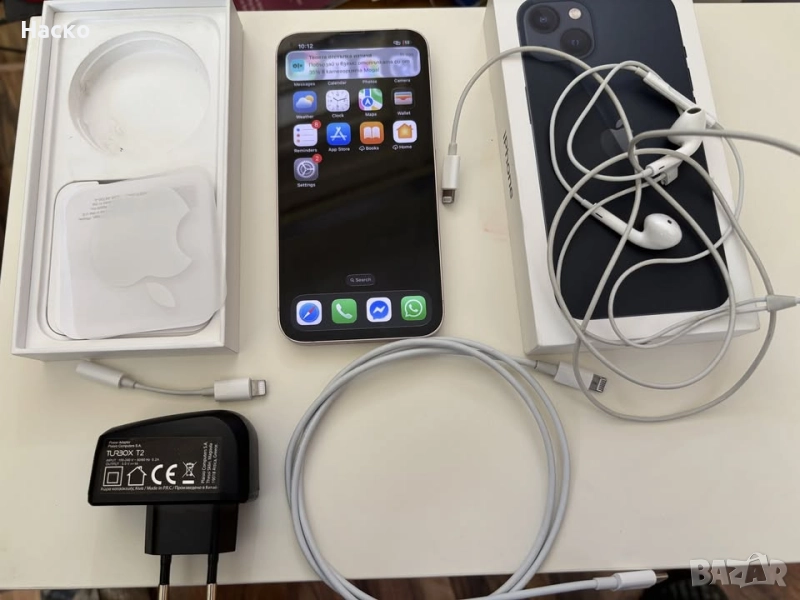 iphone 13 128gb. оригинални аксесоари-два кабела, слушалки, преходник, зарядно, снимка 1